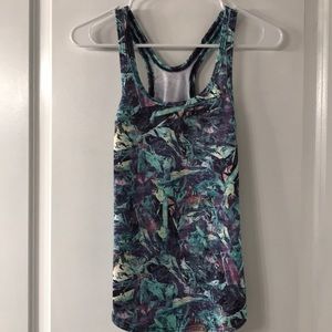 Lululemon tank